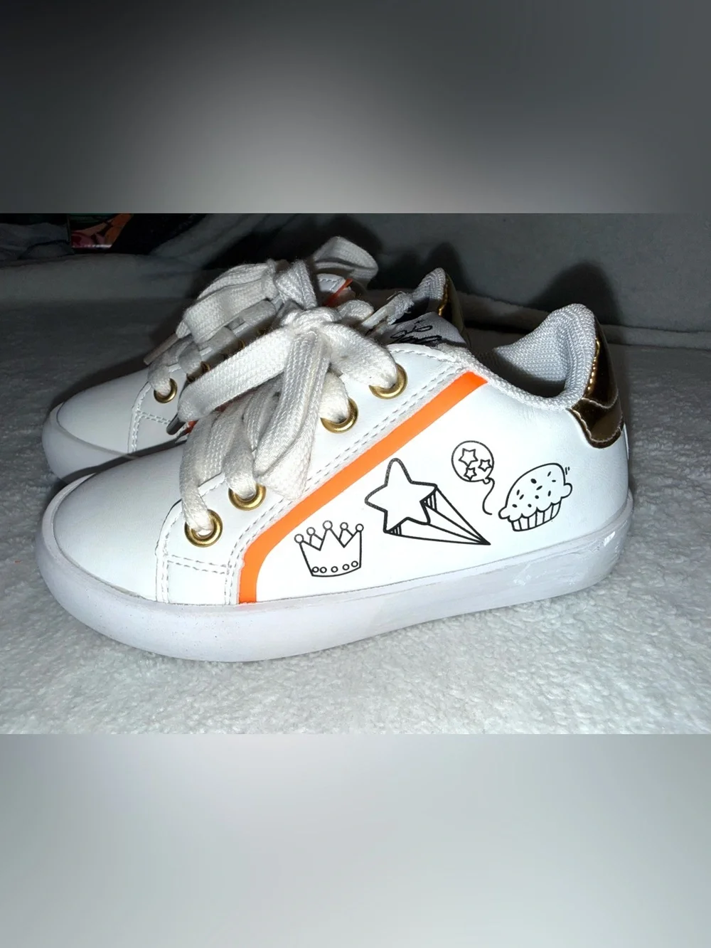 Lola + The Boys Toddler Sneakers Size 8 White Gold Orange Doodle Zip Shoes NEW